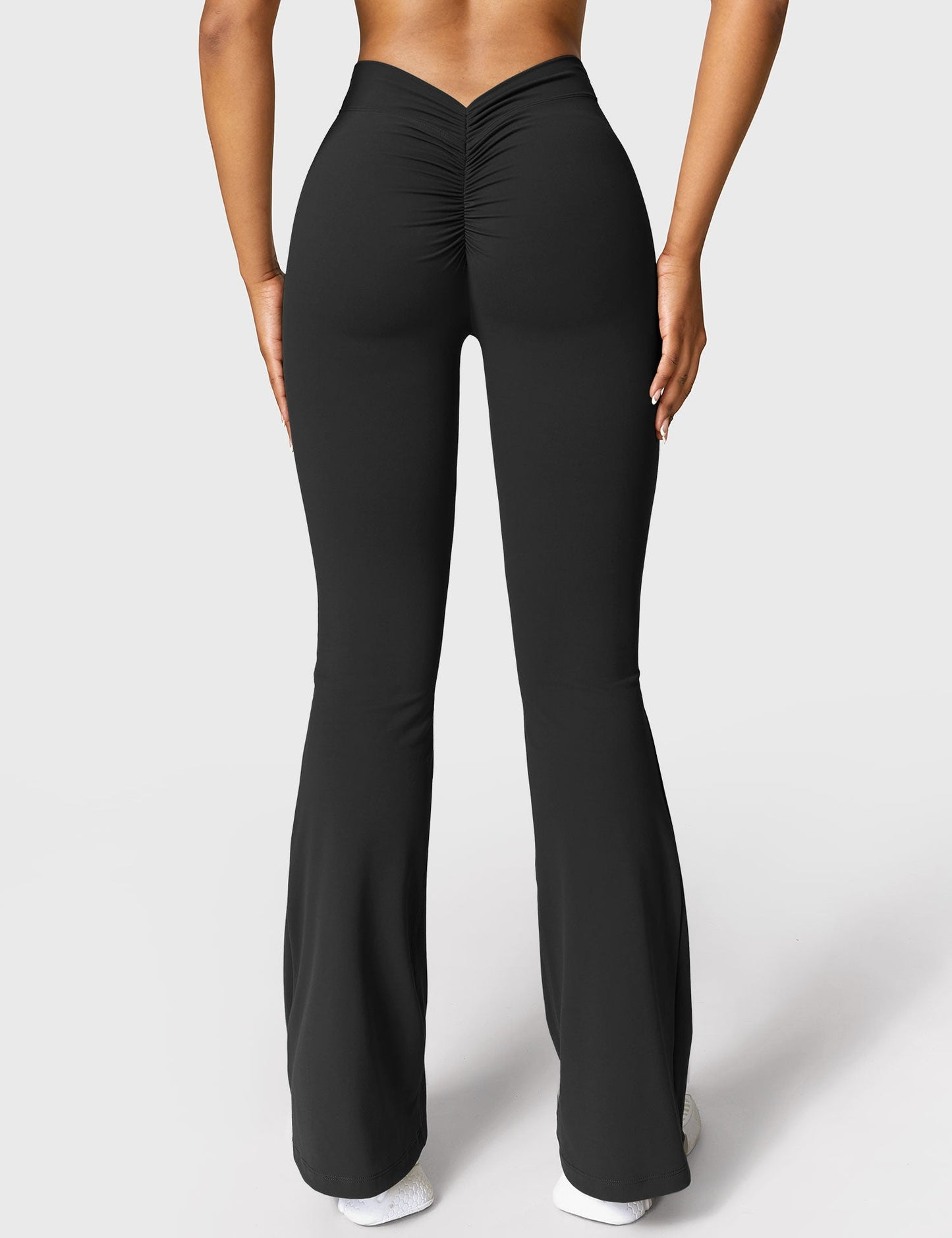 Cheekee V-back Flared Leggings